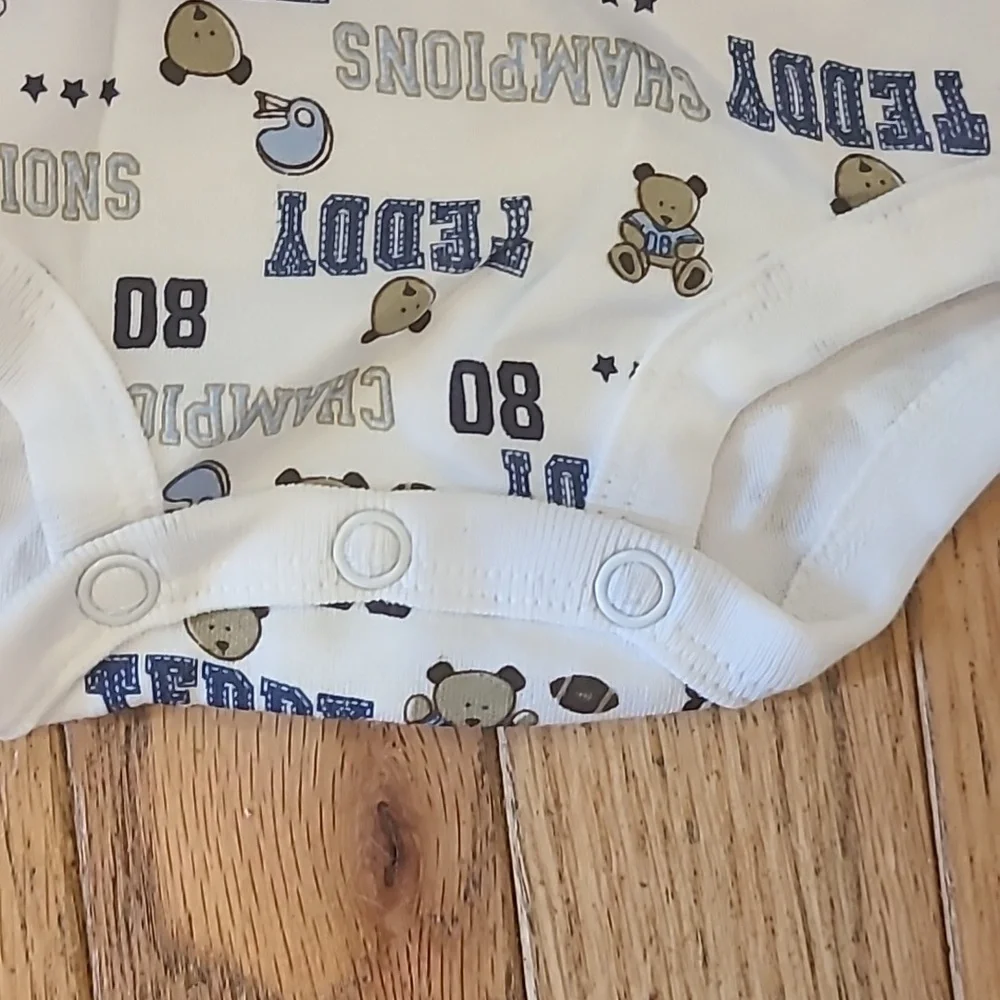 Carter's one-piece‎ boy's outfit
